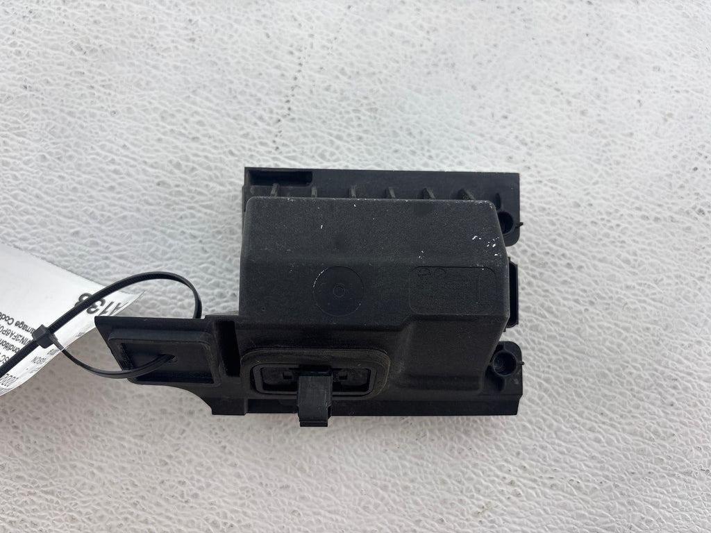 17-20 Ford Fusion Oem Driver Left Blind Spot Radar Module Hs7T14D599Af