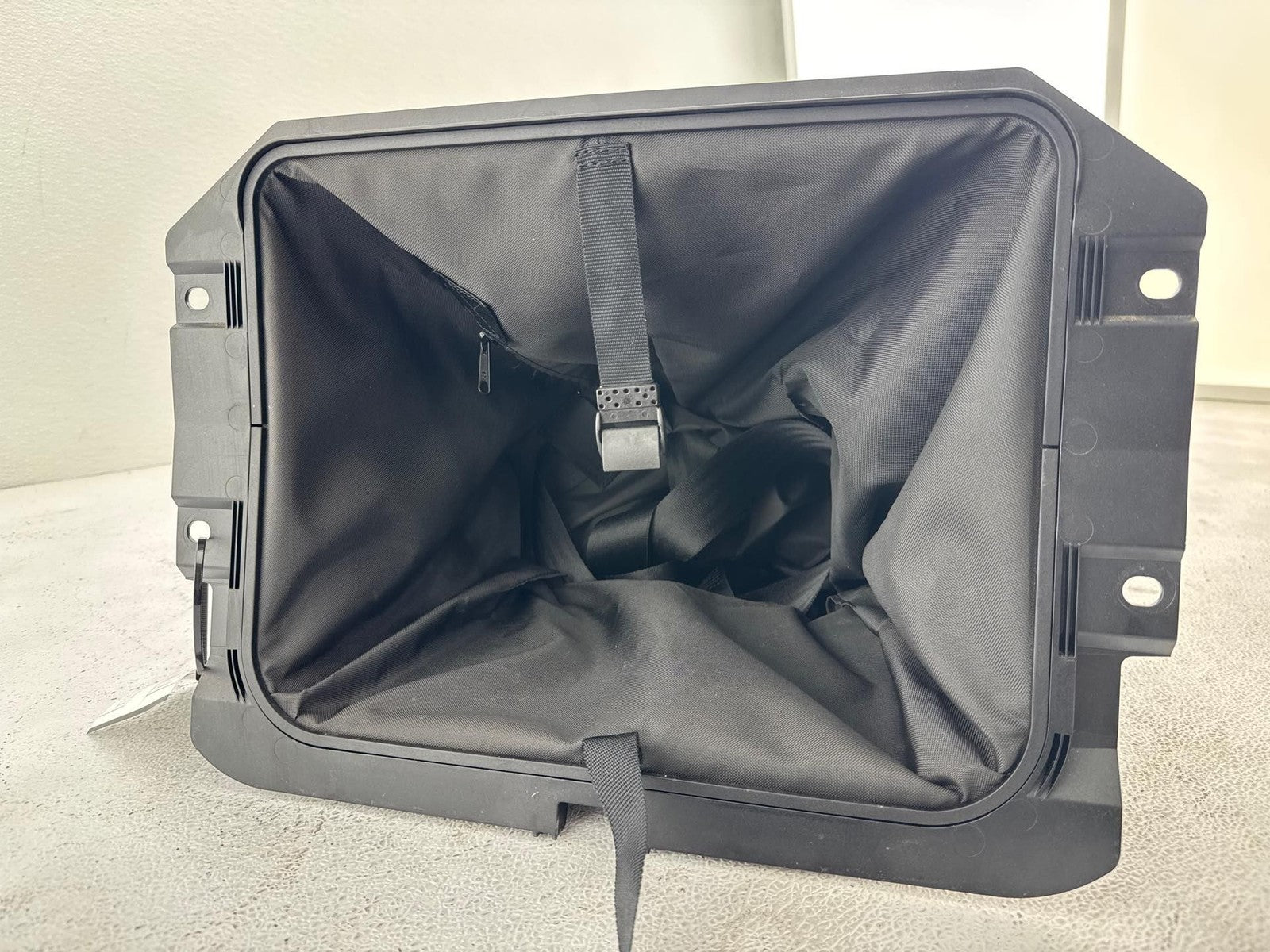 08-13 BMW 135i 1 SERIES E88 CONVERTIBLE TRANSPORT SACK SKI TUBE OEM