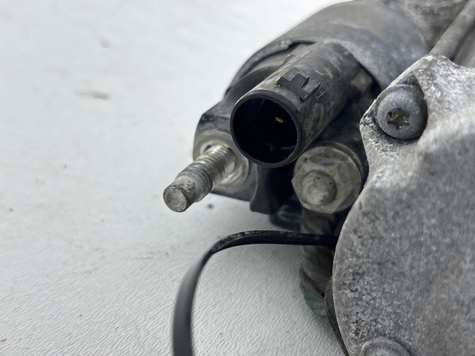 19-20-21-22-23 Jeep Cherokee 3.2L Engine Starter Motor 56029615Ab Oem