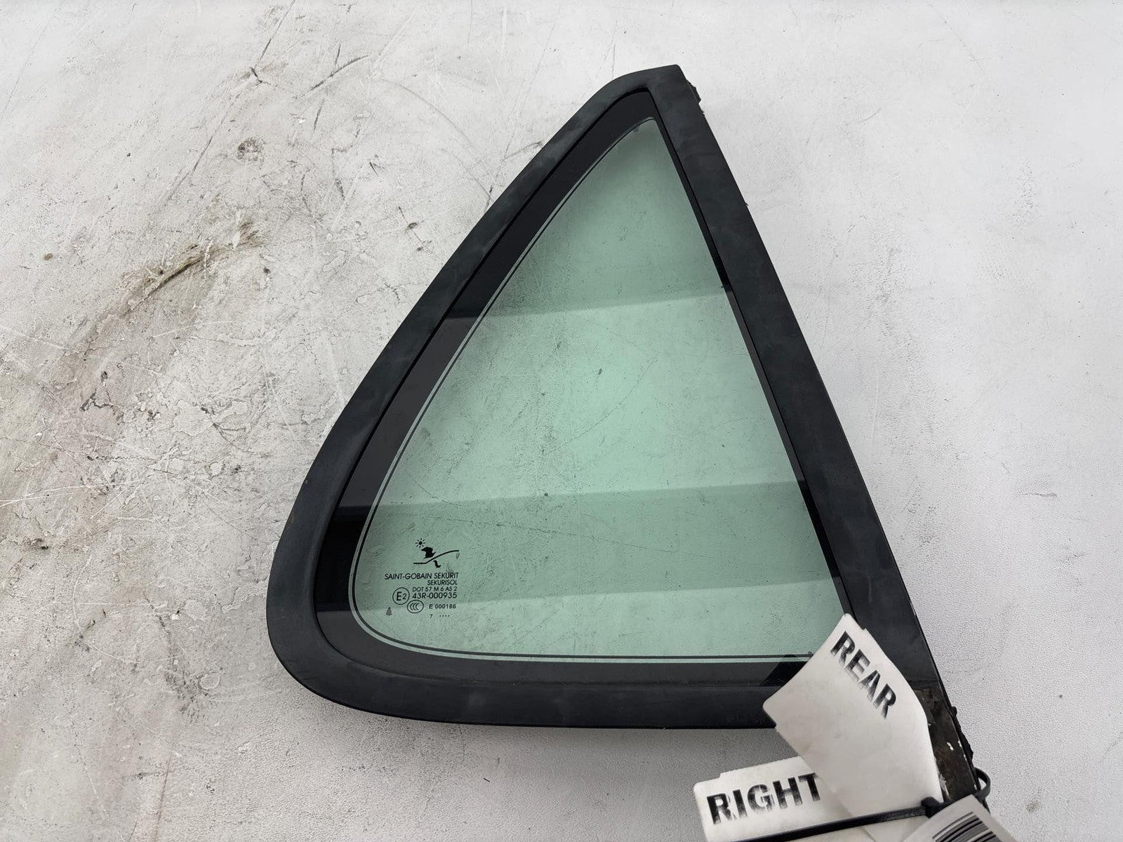 1999-2010 Saab 9-5 Aero Passenger Right Rear Door Vent Glass Oem