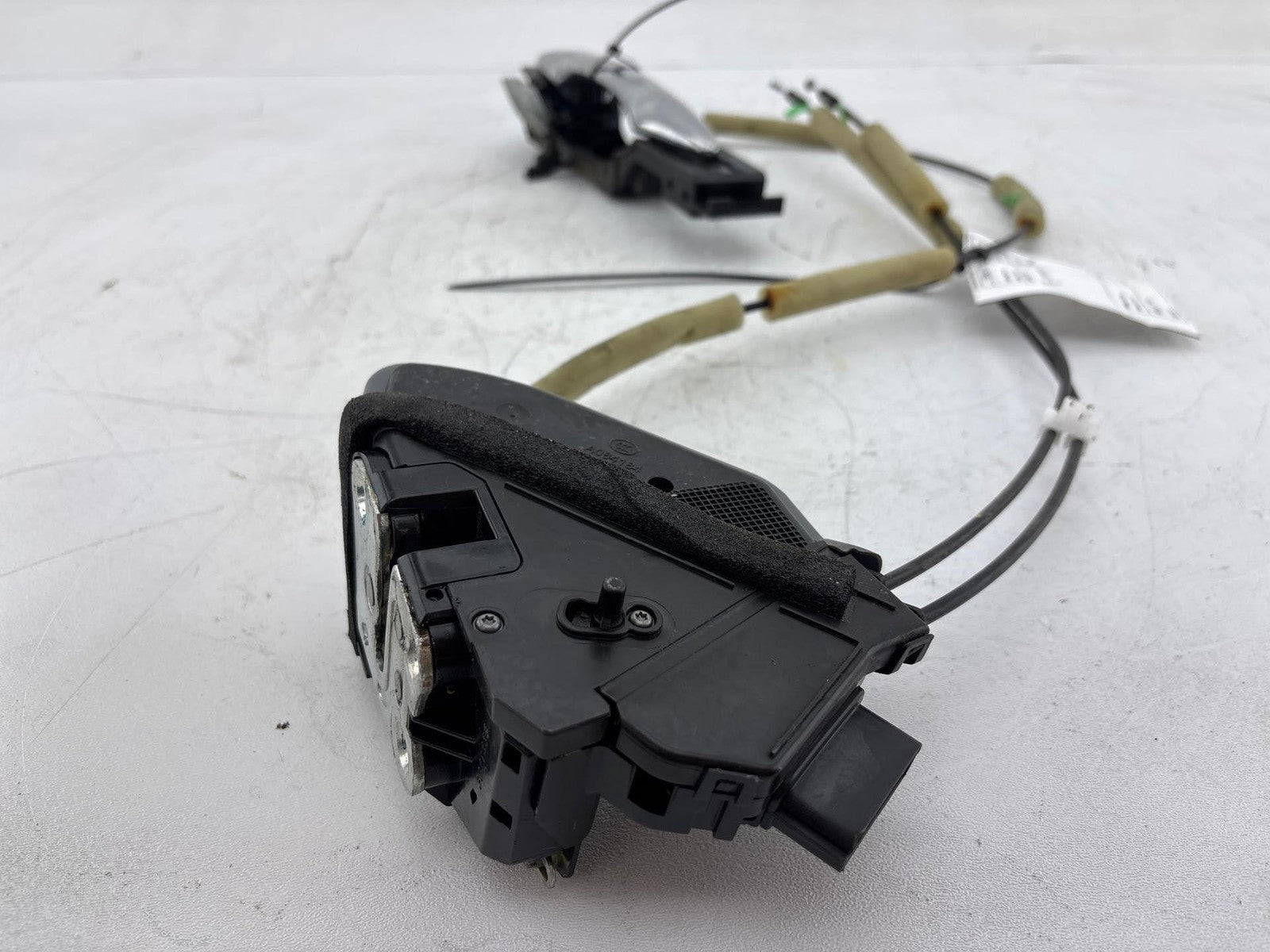 14-20 Infiniti Qx60 Rear Left Side Door Outside Handle W/Lock Latch Actuator Oem