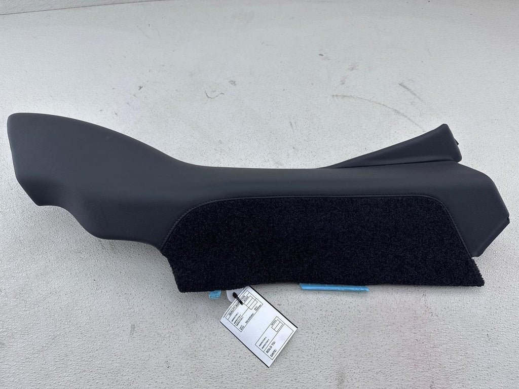 13-19 Land Rover Range Rover Rear Right C Pillar Lower Quarter Trim Panel Oem