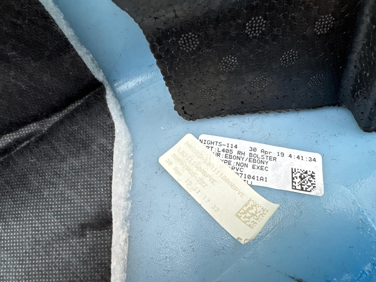 13-19 Land Rover Range Rover Rear Right C Pillar Lower Quarter Trim Panel Oem