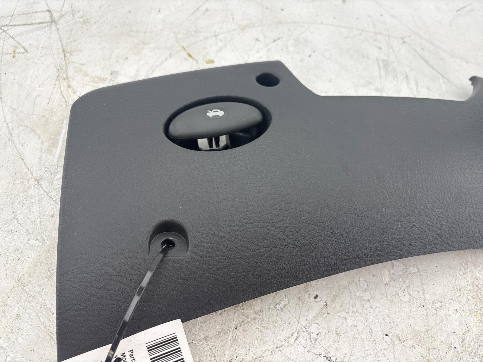 00-02 Saturn Sw2 Lower Dash Left Side Knee Bolster Trim Panel Cover Bezel