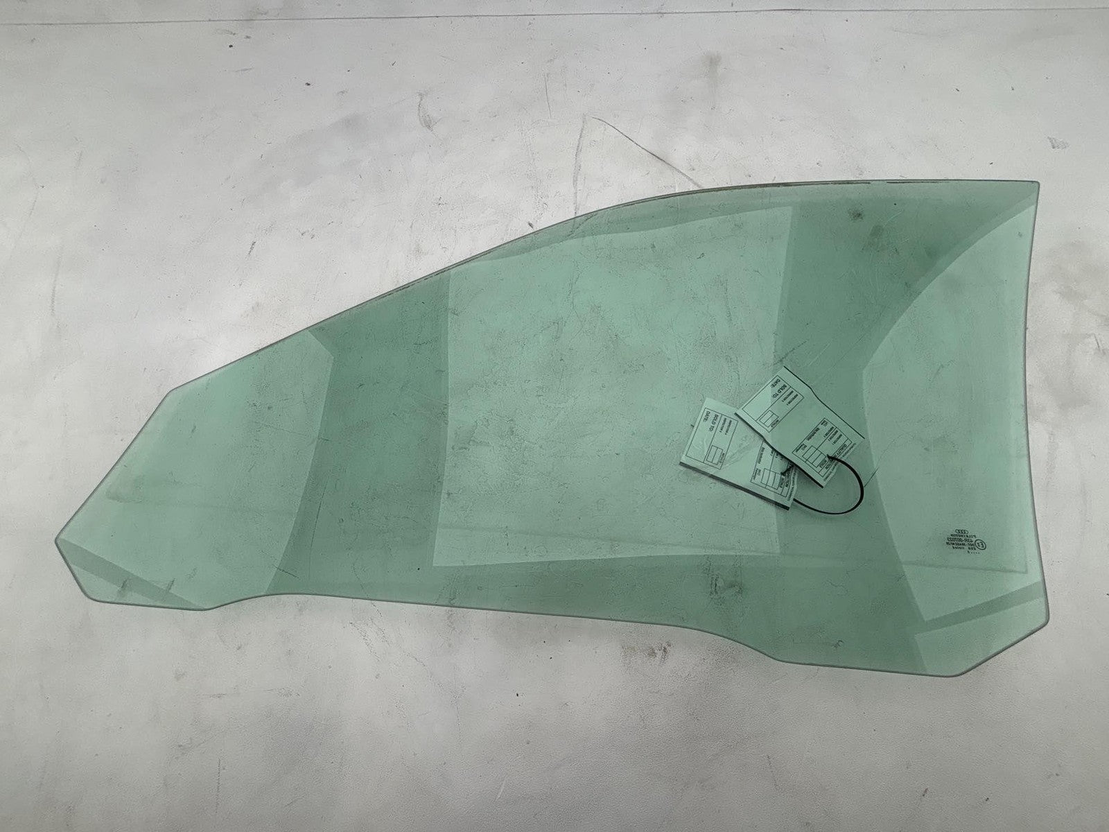 2000-2002 Audi S4 Front Right Door Window Glass Oem