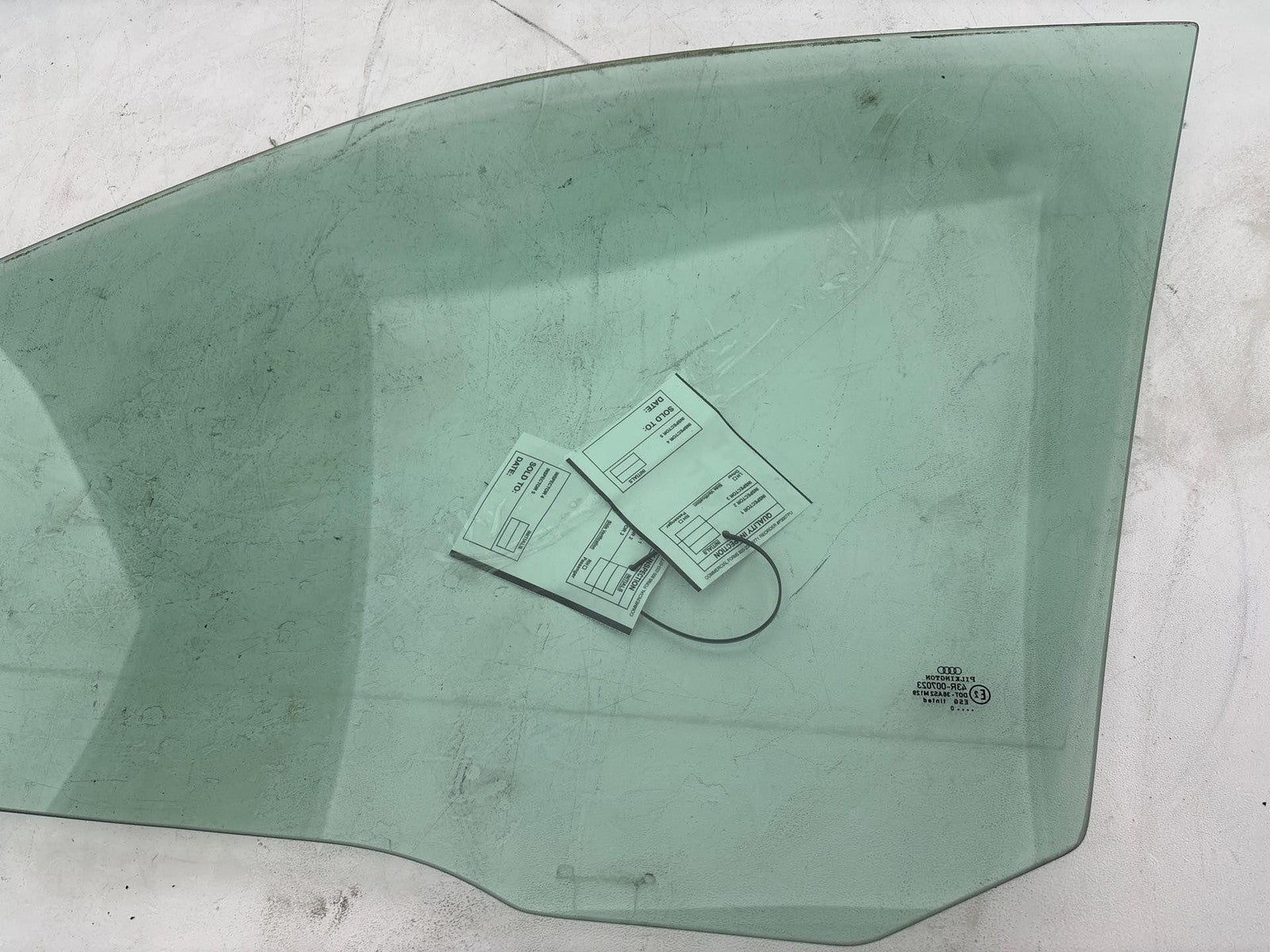 2000-2002 Audi S4 Front Right Door Window Glass Oem