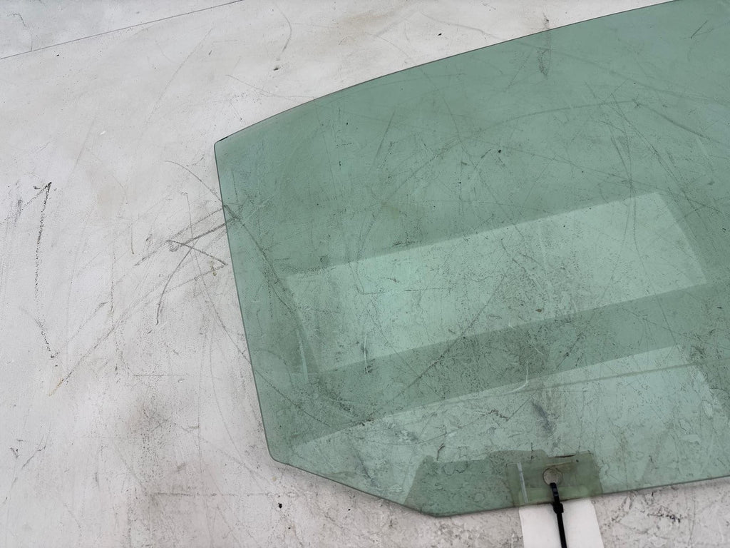 00-02 Saturn Sw2 Rear Passenger Side Door Window Glass
