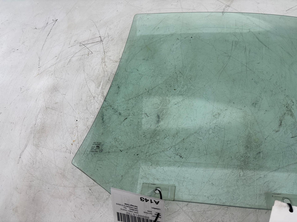 00-02 Saturn Sw2 Rear Passenger Side Door Window Glass