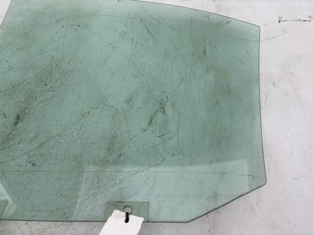 00-02 Saturn Sw2 Rear Passenger Side Door Window Glass