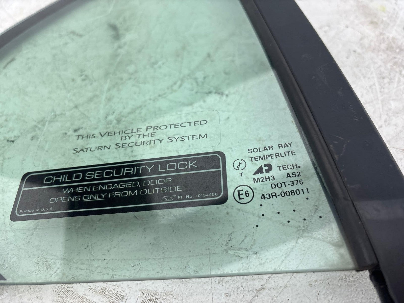 00-02 Saturn Sw2 Rear Right Door Vent Window Glass