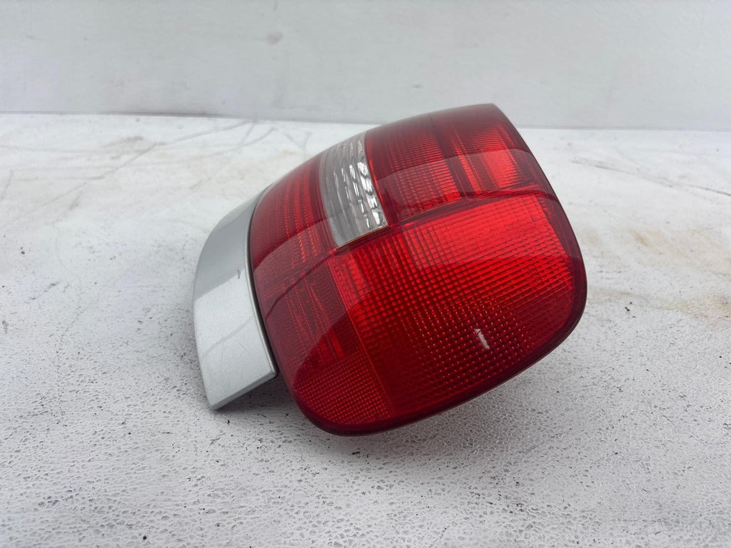 2000-2002 Audi S4 Rear Right Tail Light Lamp Assembly Oem