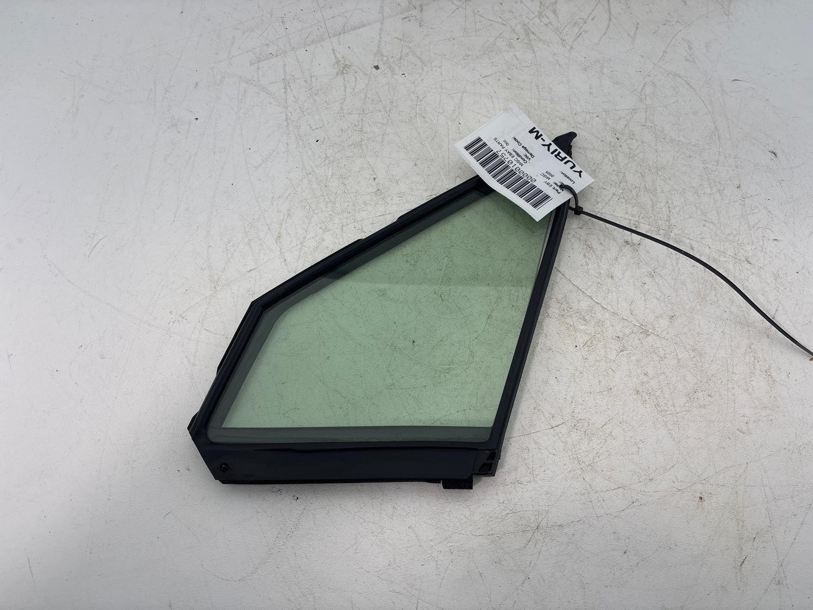 16-18 SUBARU FORESTER FRONT LEFT DRIVER SIDE DOOR VENT WINDOW GLASS