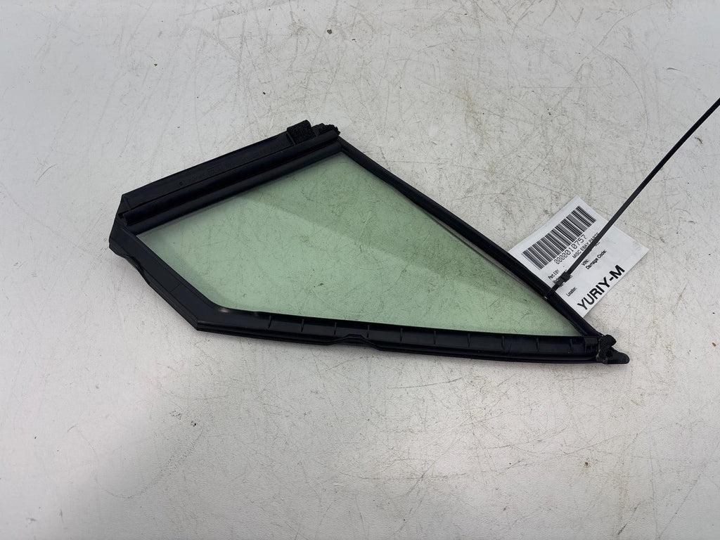 16-18 SUBARU FORESTER FRONT LEFT DRIVER SIDE DOOR VENT WINDOW GLASS