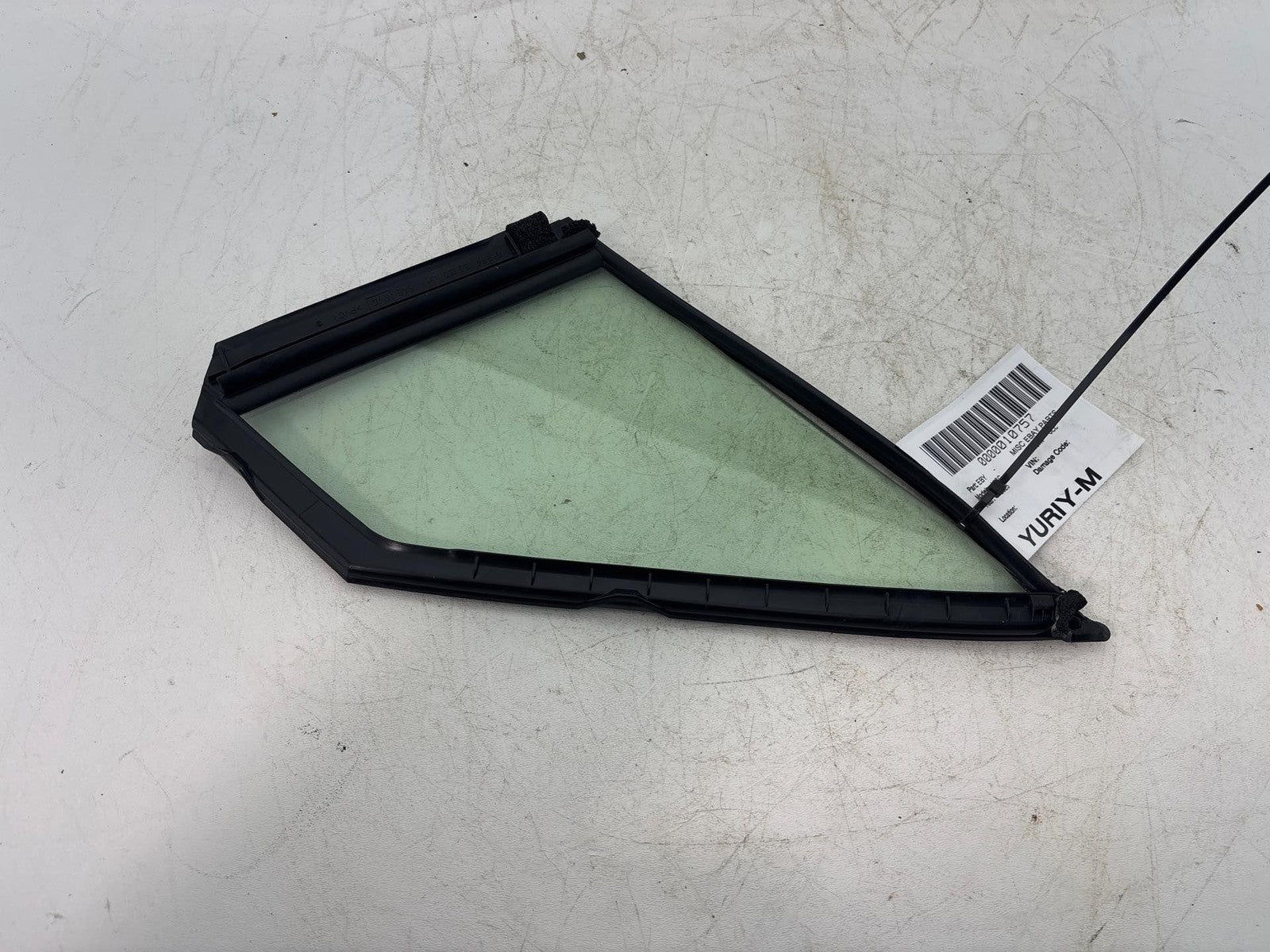 16-18 SUBARU FORESTER FRONT LEFT DRIVER SIDE DOOR VENT WINDOW GLASS