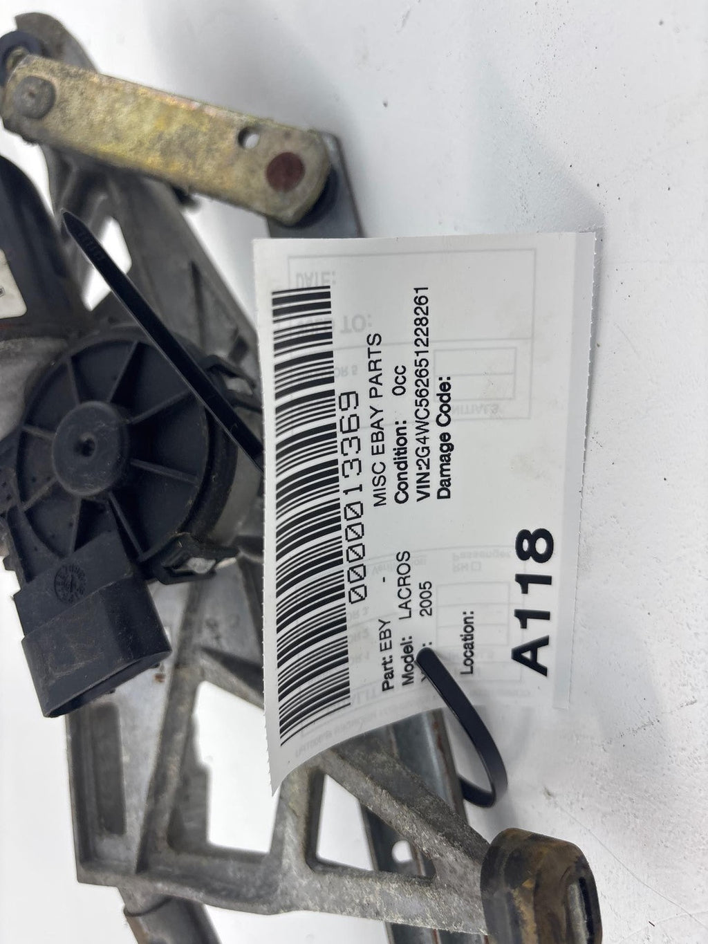 04-05 Buick Lacrosse Front Windshield Wiper Motor With Linkage