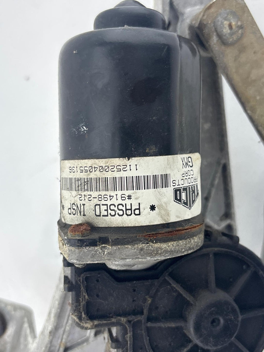 04-05 Buick Lacrosse Front Windshield Wiper Motor With Linkage