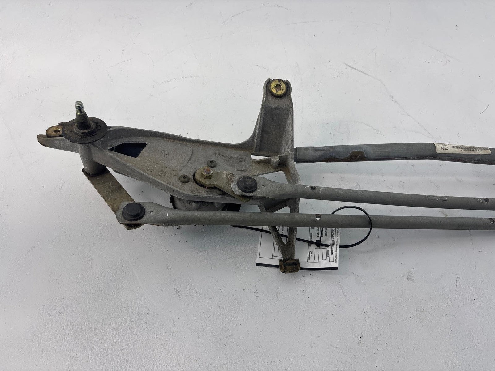 04-05 Buick Lacrosse Front Windshield Wiper Motor With Linkage