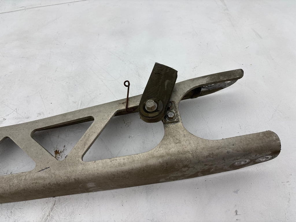 1984-1996 Chevrolet Corvette Rear Driveline Support Bracket Oem