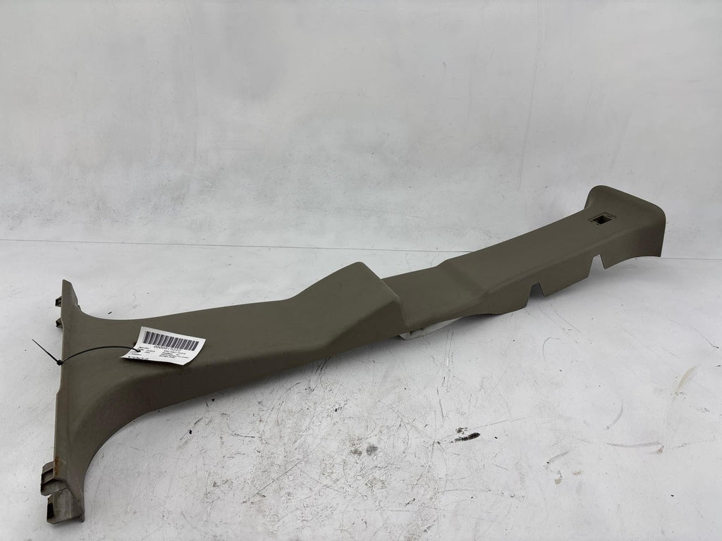 03-07 Hummer H2 Passenger Side Right Rh B Pillar Trim Panel Oem