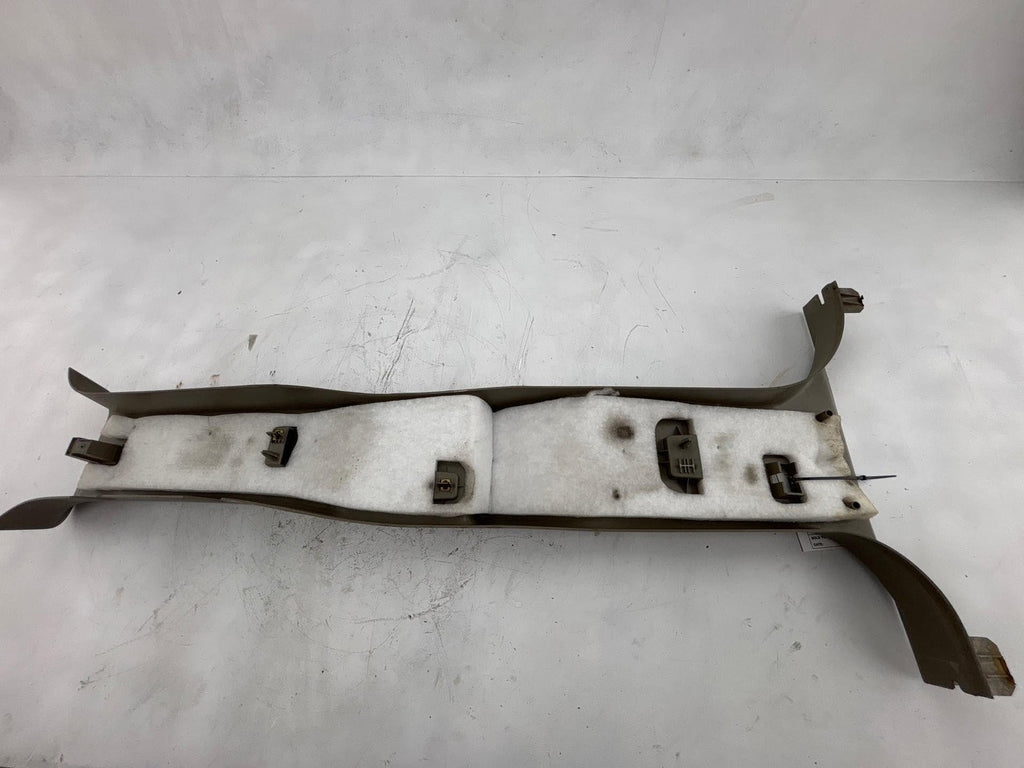 03-07 Hummer H2 Passenger Side Right Rh B Pillar Trim Panel Oem