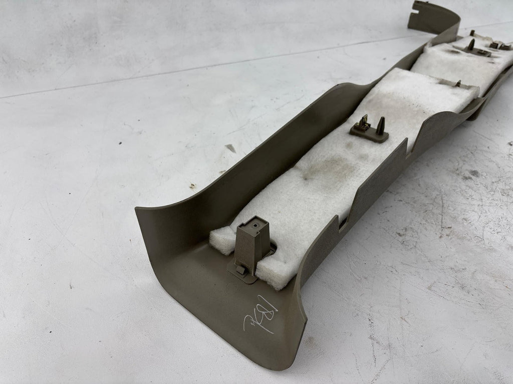 03-07 Hummer H2 Passenger Side Right Rh B Pillar Trim Panel Oem