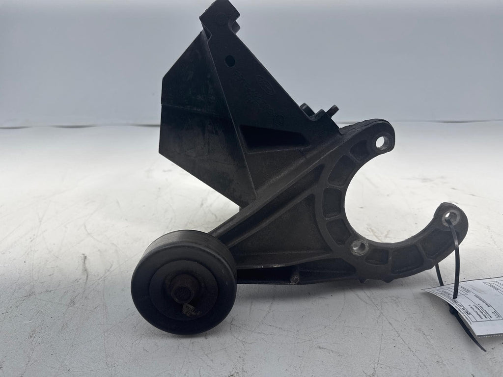 1992-1997 Ford Ranger Alternator Mounting Bracket Tensioner OEM