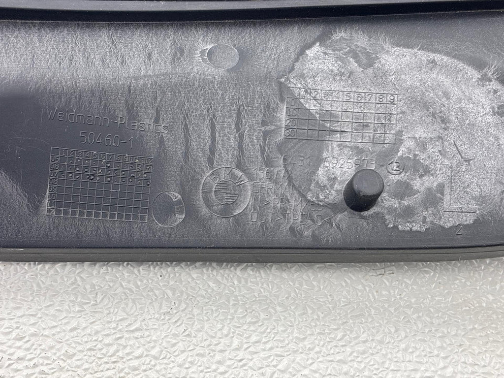 06-13 Bmw 335I E92 E88 E84 Front Left Side Windshield Cowl Heater Cover