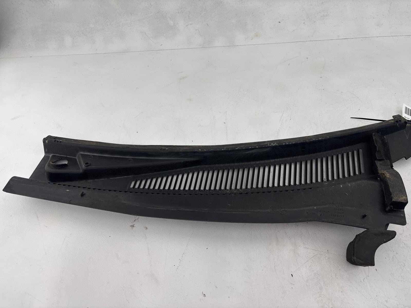 06-10 Jeep Grand Cherokee Windshield Wiper Vent Cowl Grille Panel Rh & Lh Oem