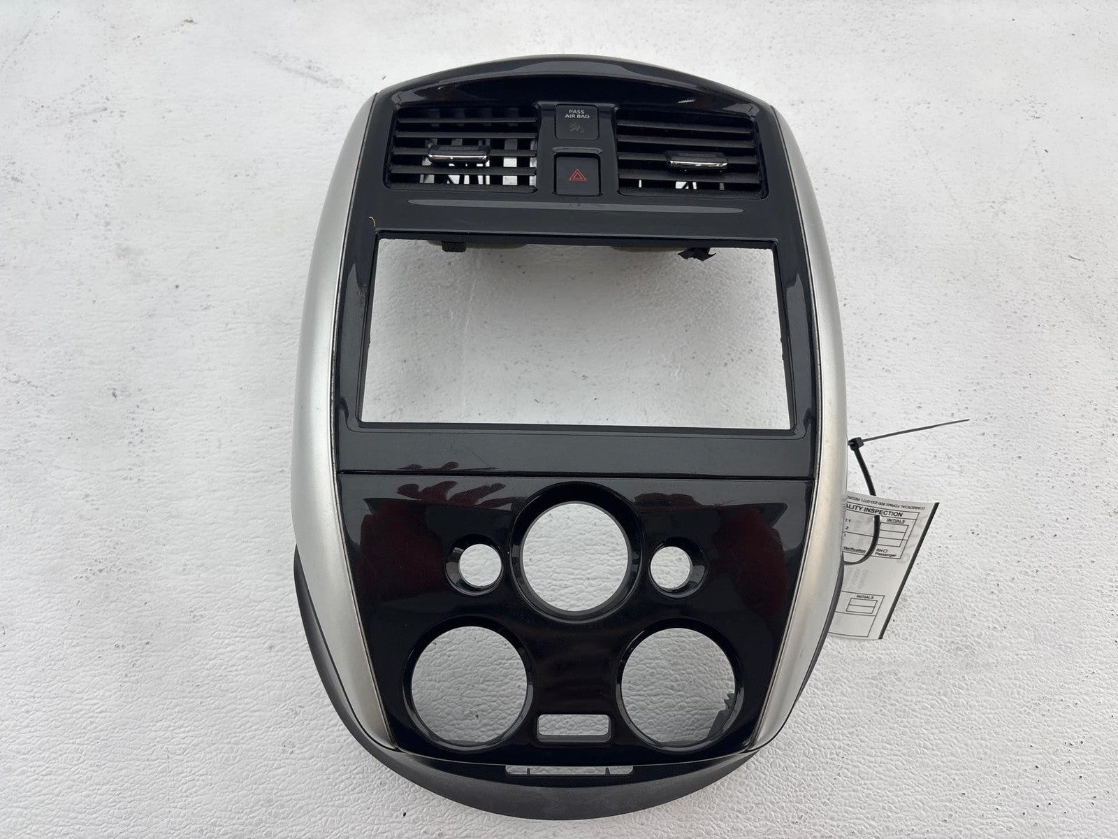 14-19 Nissan Versa Hatchback Center Dash Radio Bezel Climate Control Trim Oem