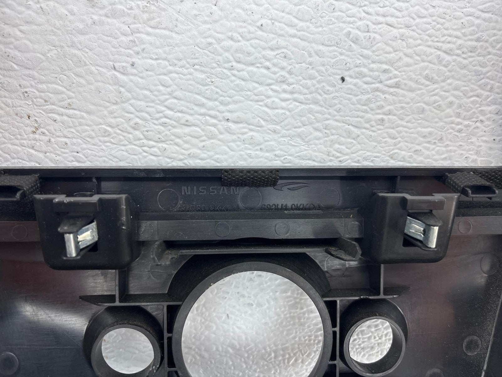 14-19 Nissan Versa Hatchback Center Dash Radio Bezel Climate Control Trim Oem