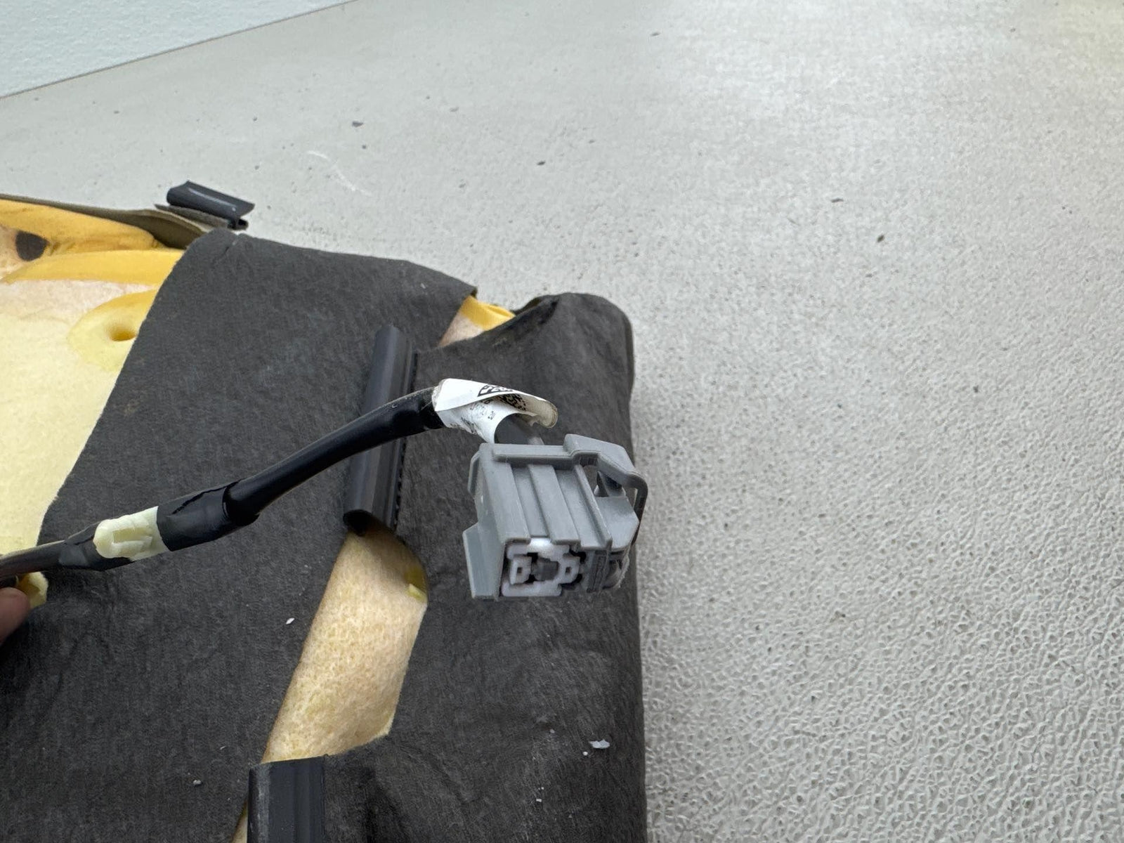 13-16 Lincoln Mkz Front Right Passenger Side Lower Cushion Bottom Oem