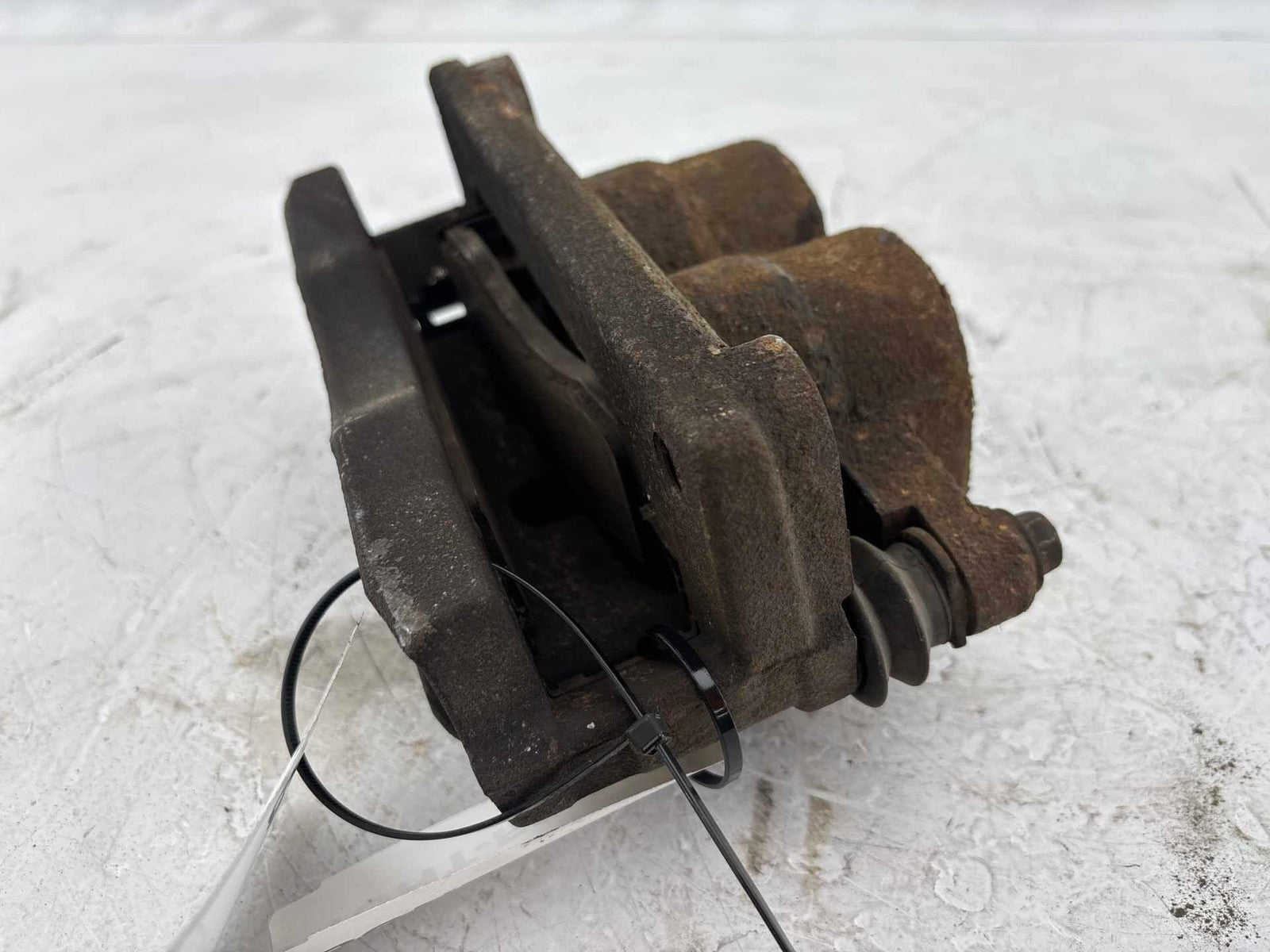 07-17 Gmc Acadia Front Right Passenger Side Brake Caliper Assembly Oem