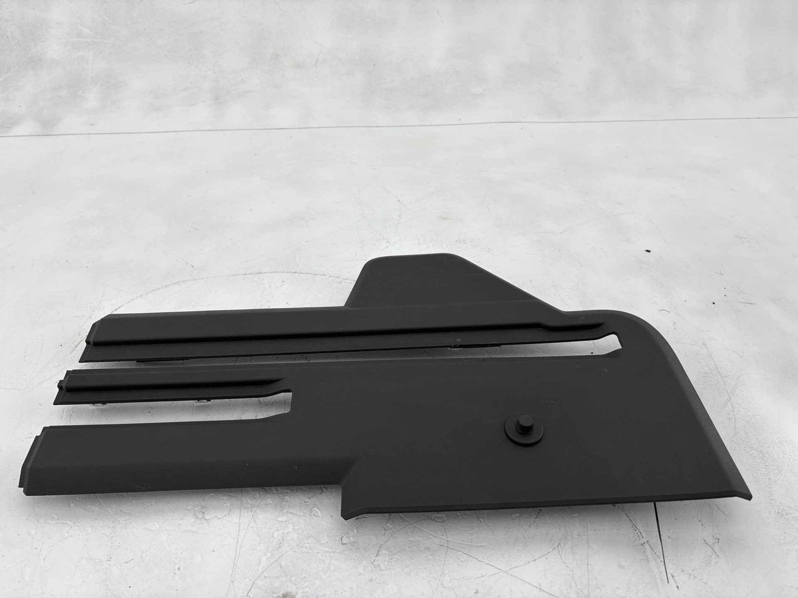 07-17 Gmc Acadia Cover, Rear Seat Track Rear Outboard Oem