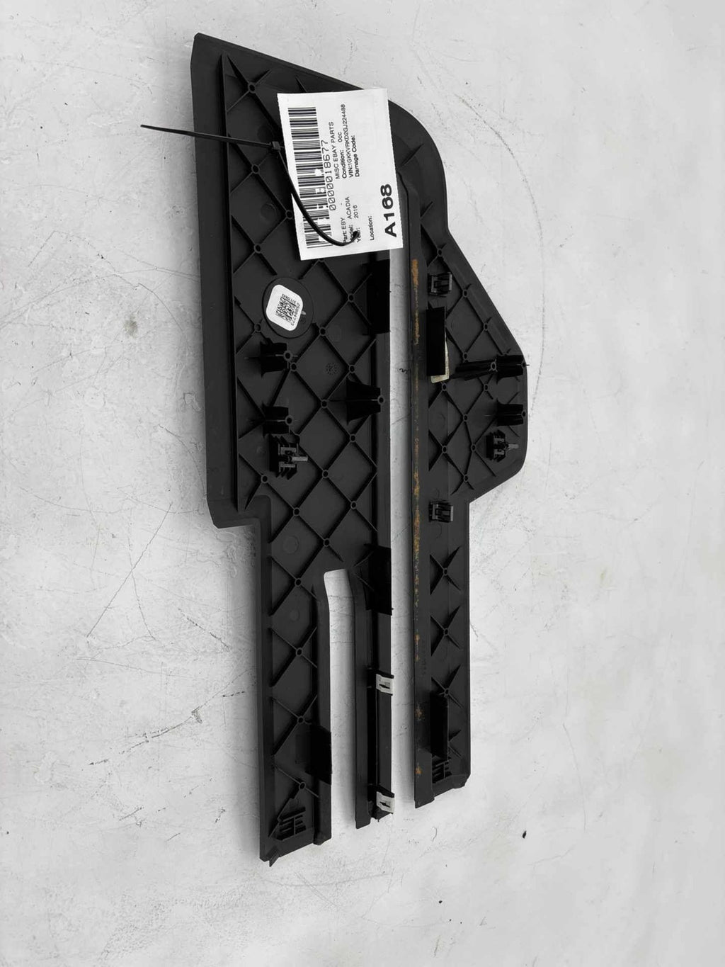 07-17 Gmc Acadia Cover, Rear Seat Track Rear Outboard Oem