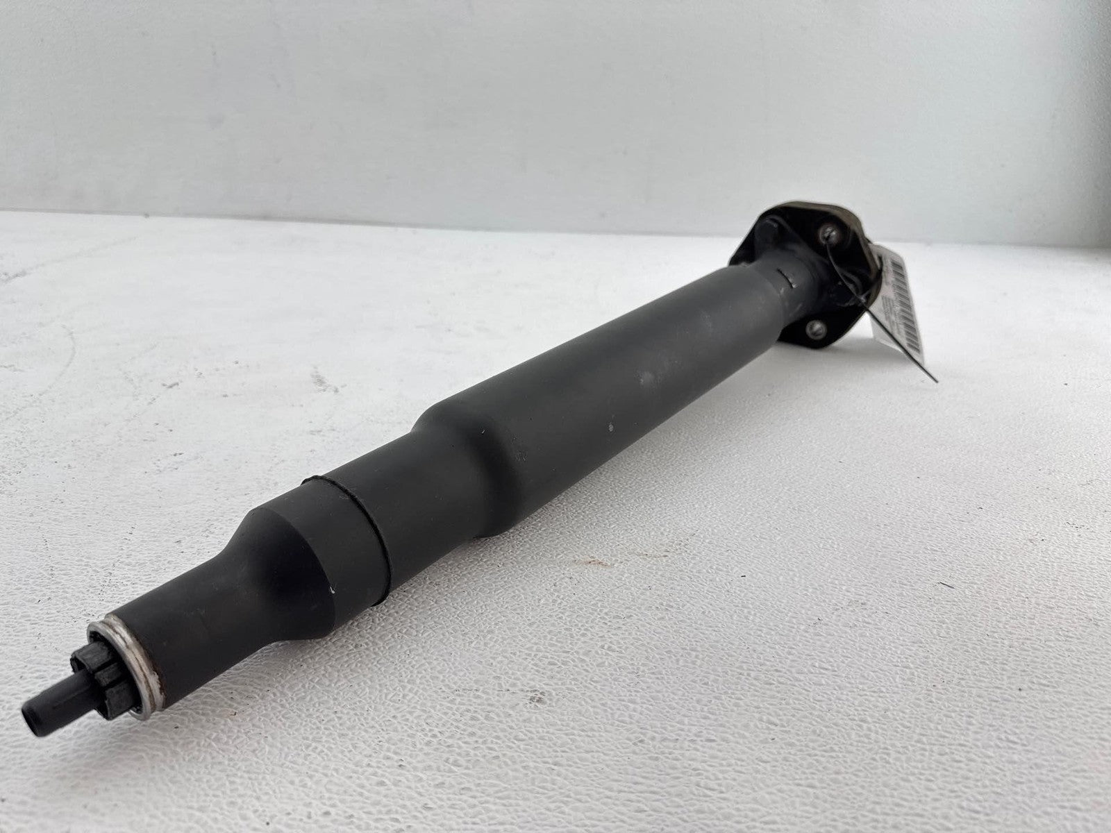 11-18 Bmw X5 E70 3.0L Rear Driveshaft Drveline Half Portion Drive Shaft Oem