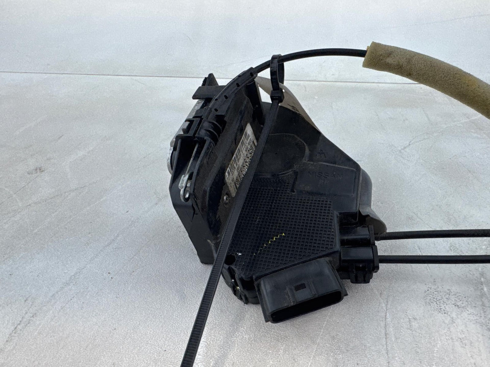 13-19 Nissan Sentra Rear Right Passenger Side Exterior Door Handle Oem