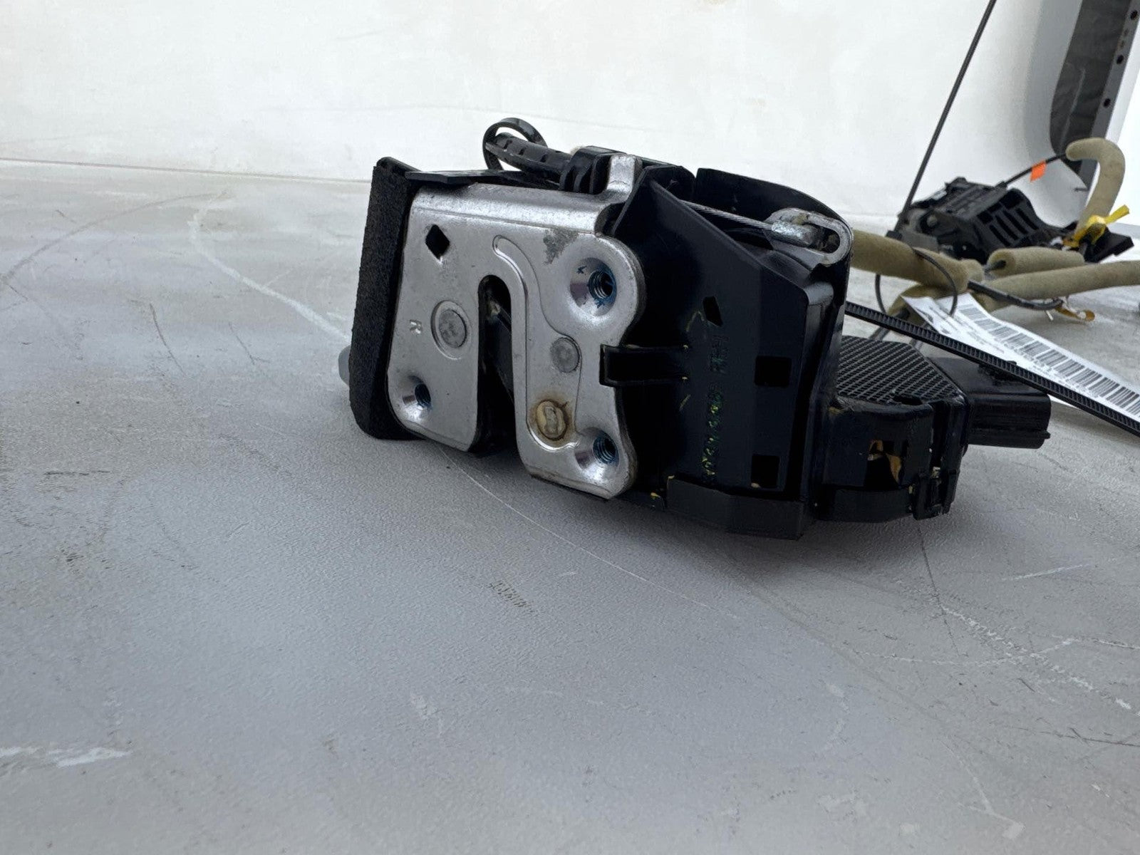 13-19 Nissan Sentra Rear Right Passenger Side Exterior Door Handle Oem