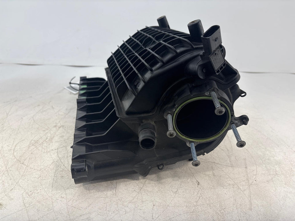 08-14 Volkswagen Jetta Sportwagen 2.5L Engine Intake Manifold