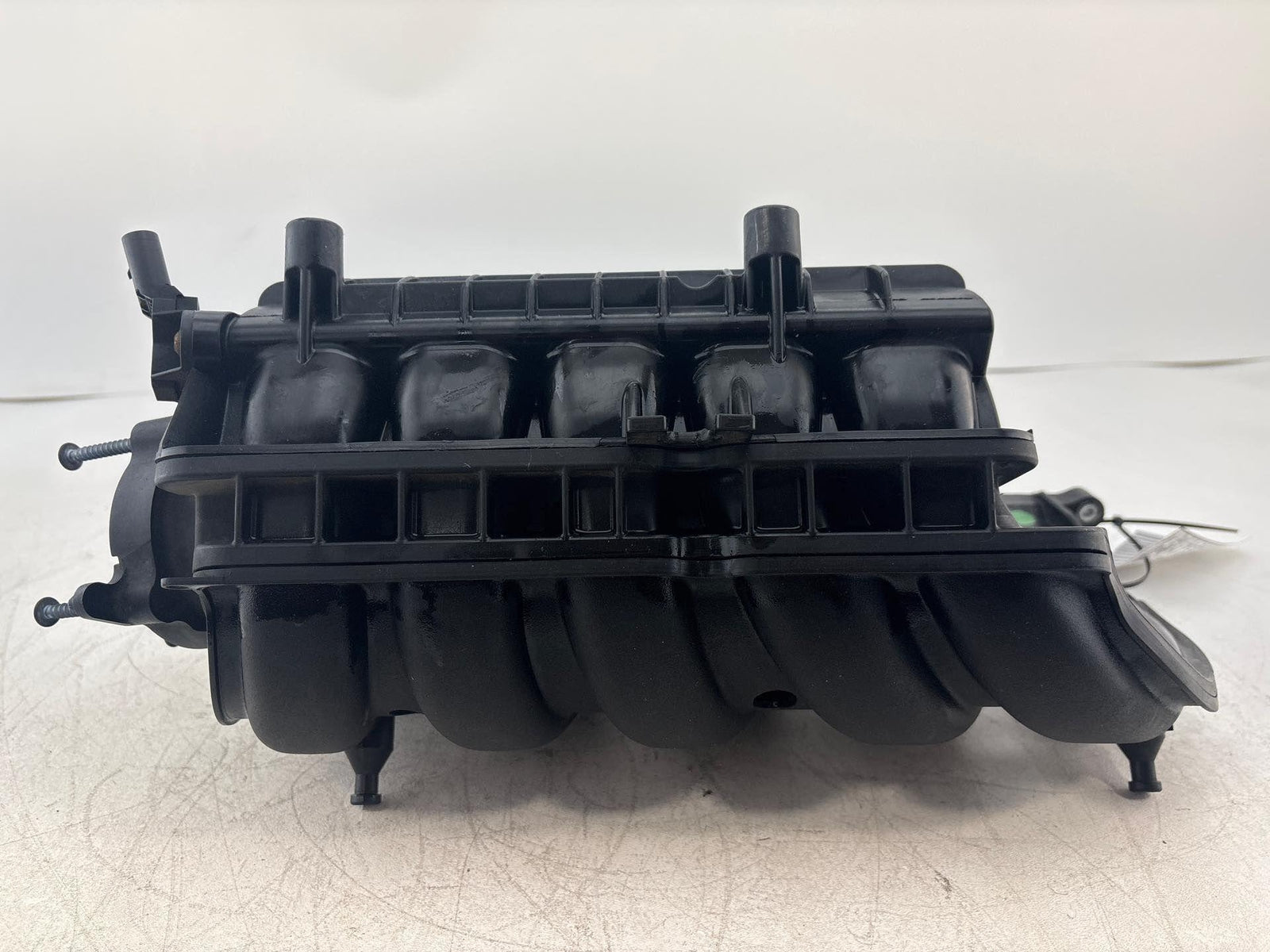 08-14 Volkswagen Jetta Sportwagen 2.5L Engine Intake Manifold