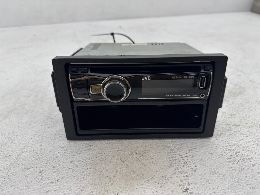 2000-2005 Saturn S-Series Am Fm Radio Cd Compact Disc Player Stereo Oem