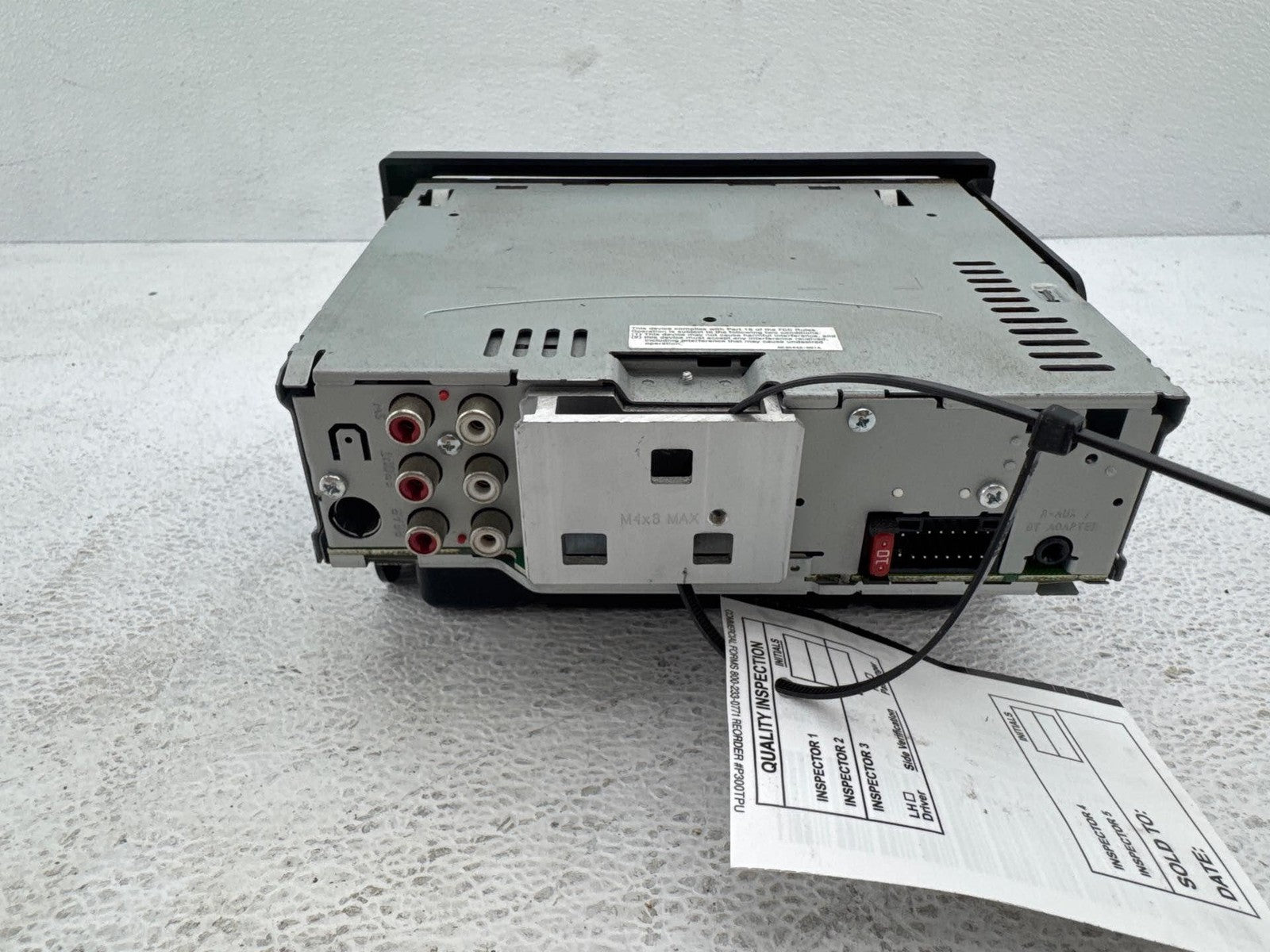 2000-2005 Saturn S-Series Am Fm Radio Cd Compact Disc Player Stereo Oem