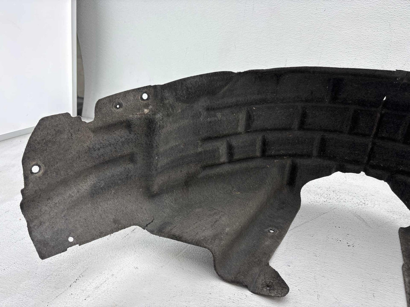 16-18 Ford Focus Rs Rear Right Inner Fender Liner Oem