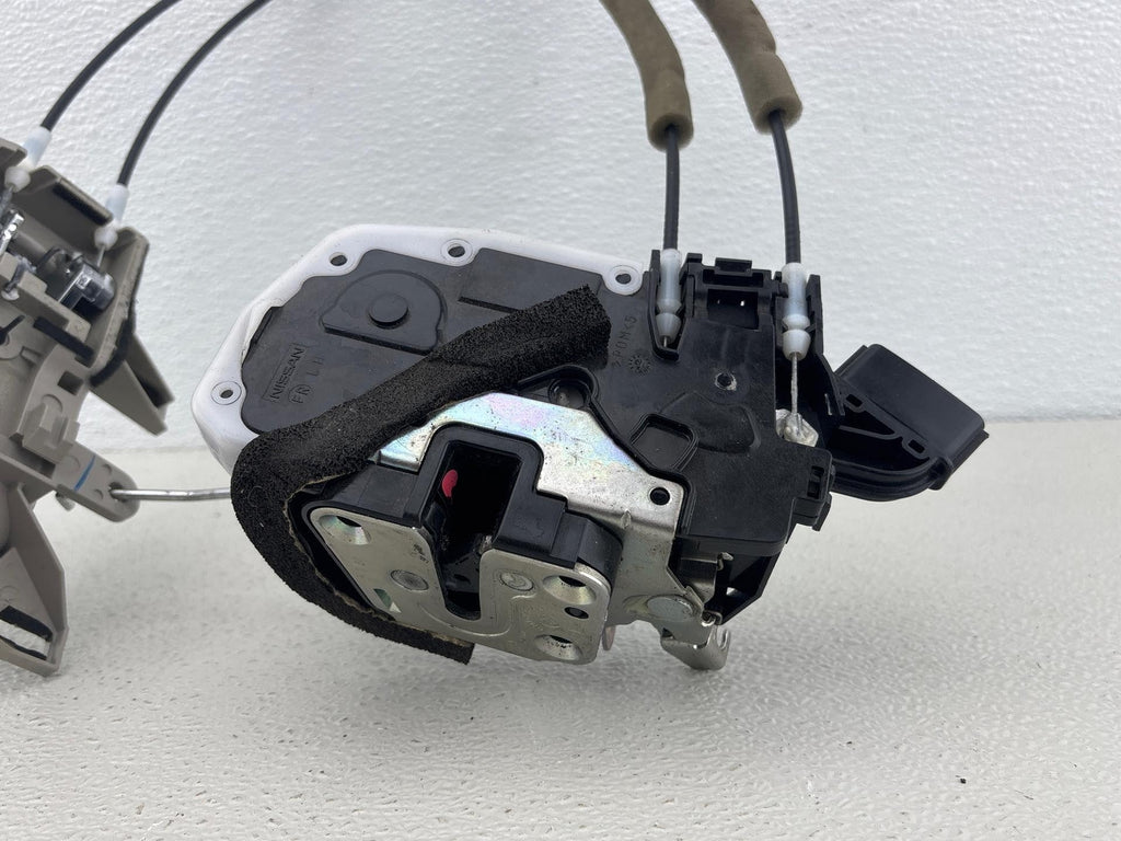 14-17 Nissan Versa Front Left Door Latch Lock Actuator & Interior Handle