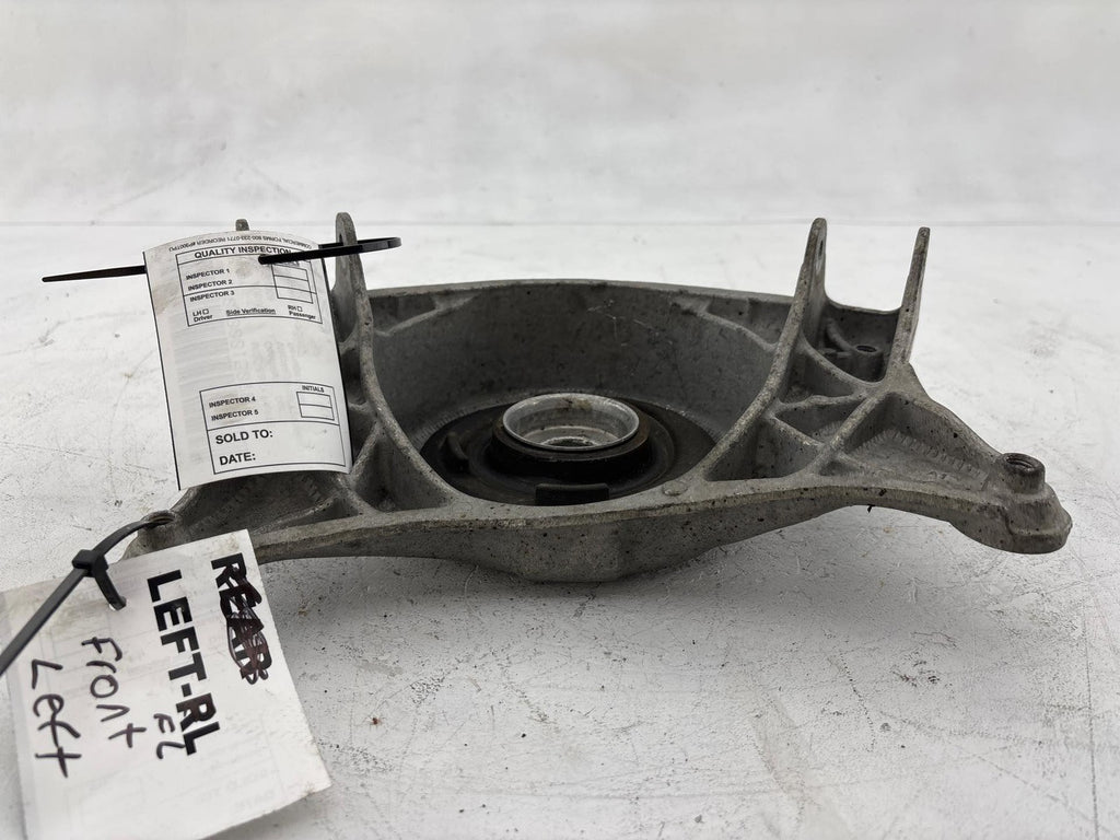 09-12 Audi A4 Front Left Upper Strut Mount Bracket Oem 8R0412383