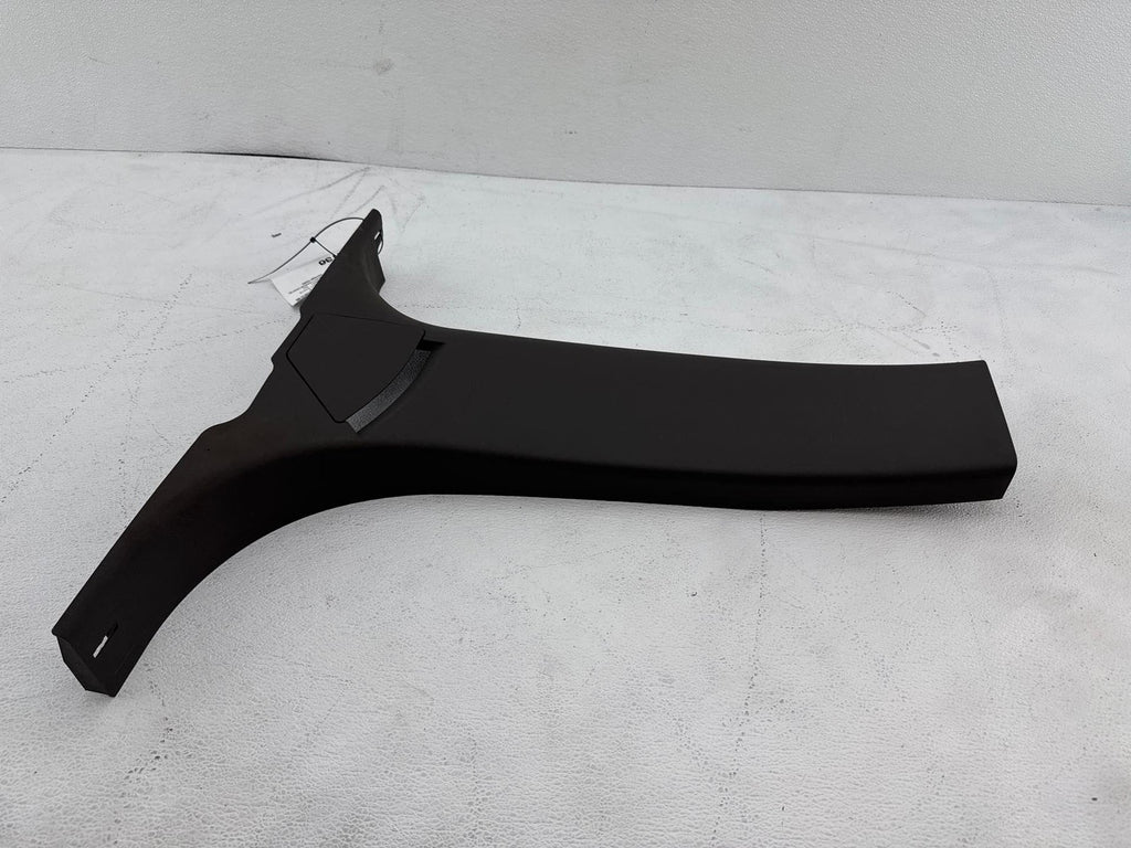 12-19 Range Rover Evoque L538 Left Driver Side Lower B Pillar Trim Oem