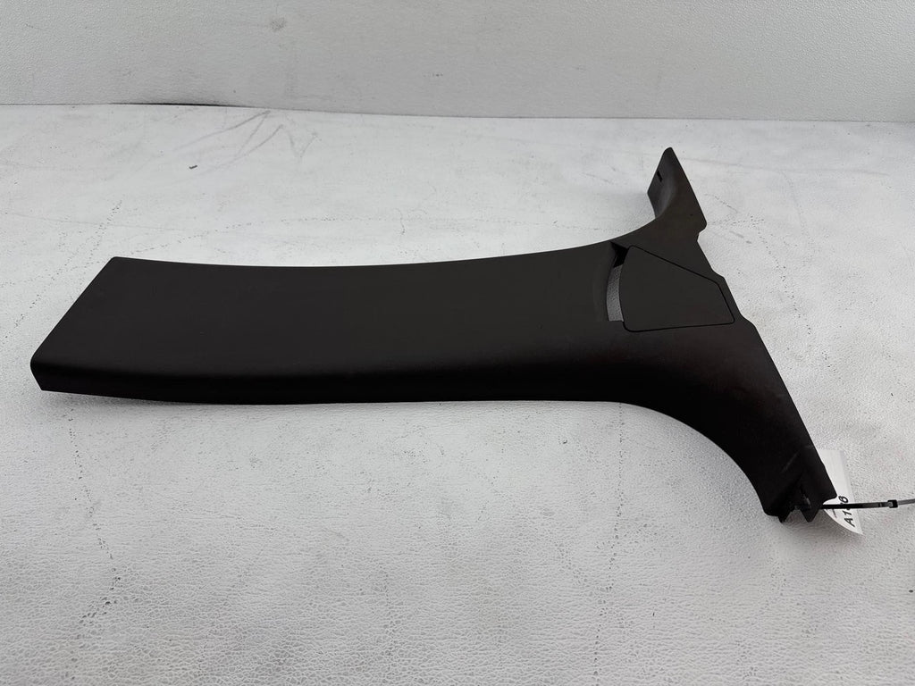 12-19 Range Rover Evoque L538 Left Driver Side Lower B Pillar Trim Oem