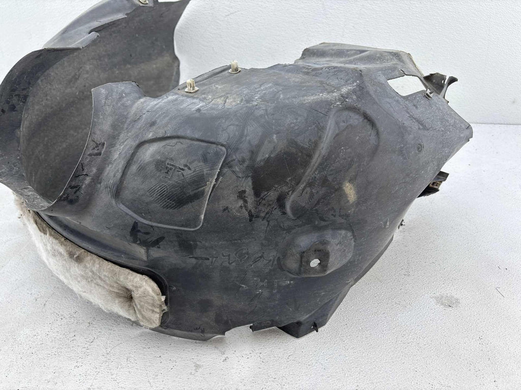 16-18 Focus Rs Front Splash Shield Inner Fender Liner Plastic Right Side