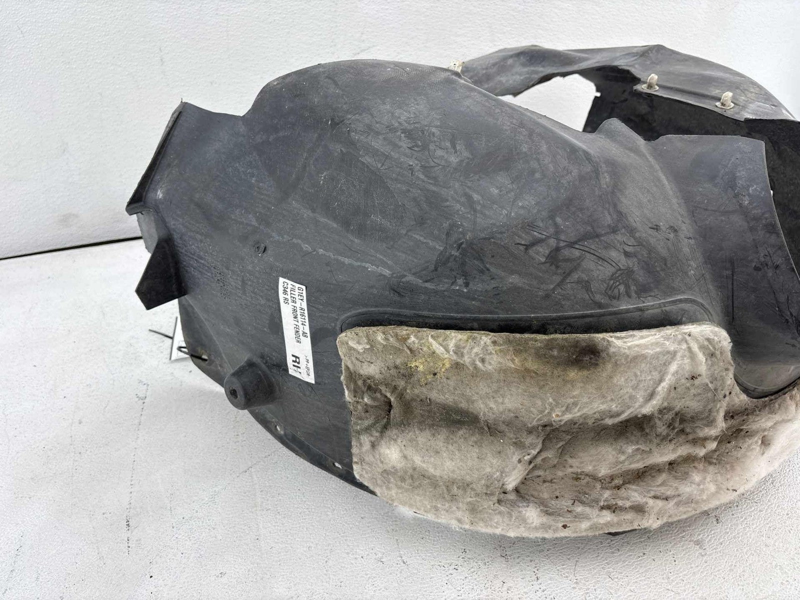 16-18 Focus Rs Front Splash Shield Inner Fender Liner Plastic Right Side