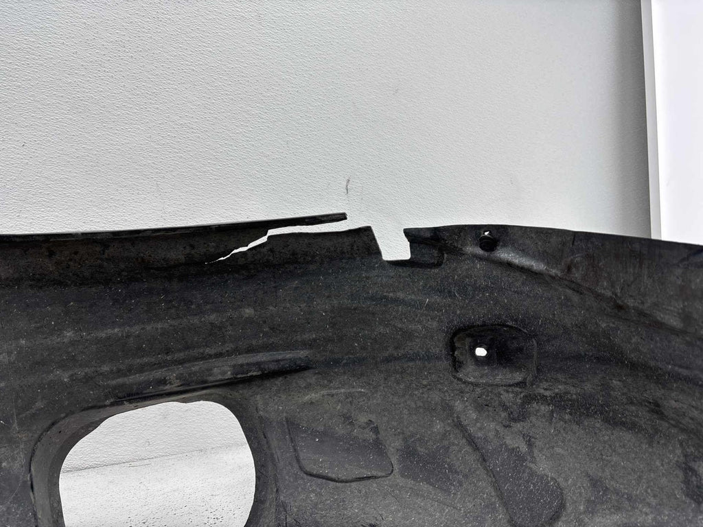 16-18 Focus Rs Front Splash Shield Inner Fender Liner Plastic Right Side