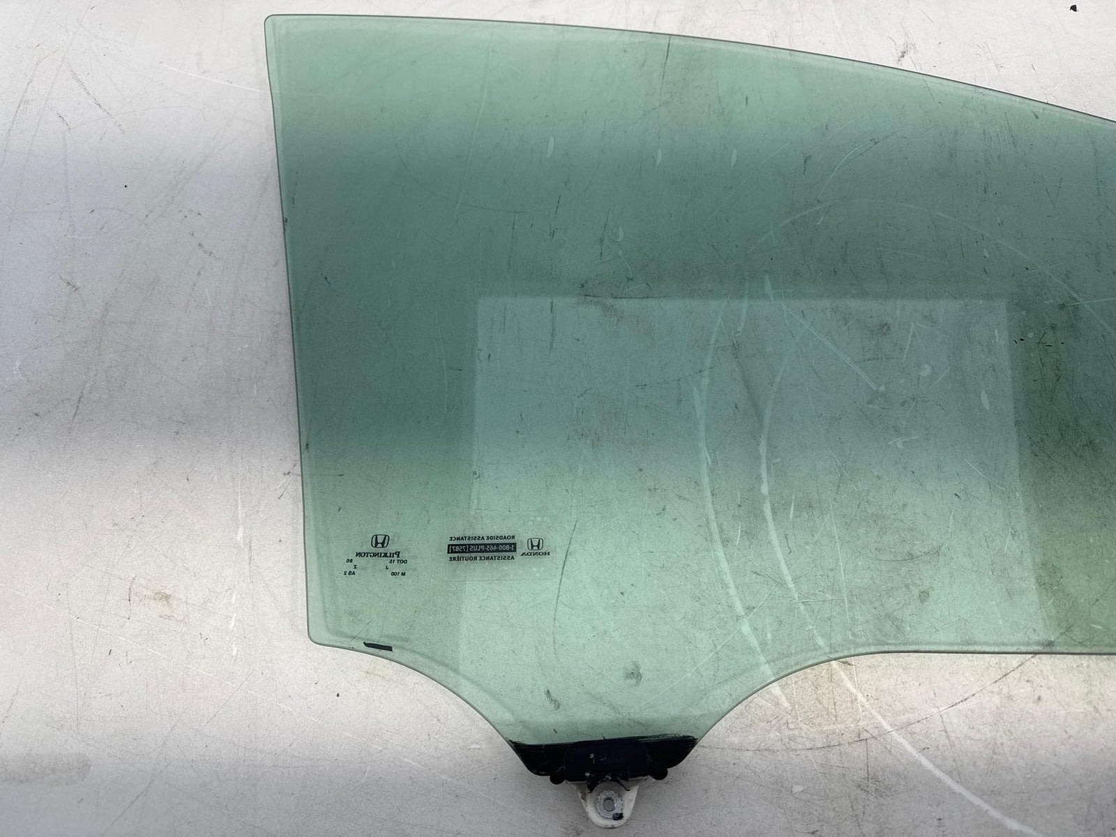 13-17 Honda Odyssey Front Left Driver Side Door Window Glass Oem